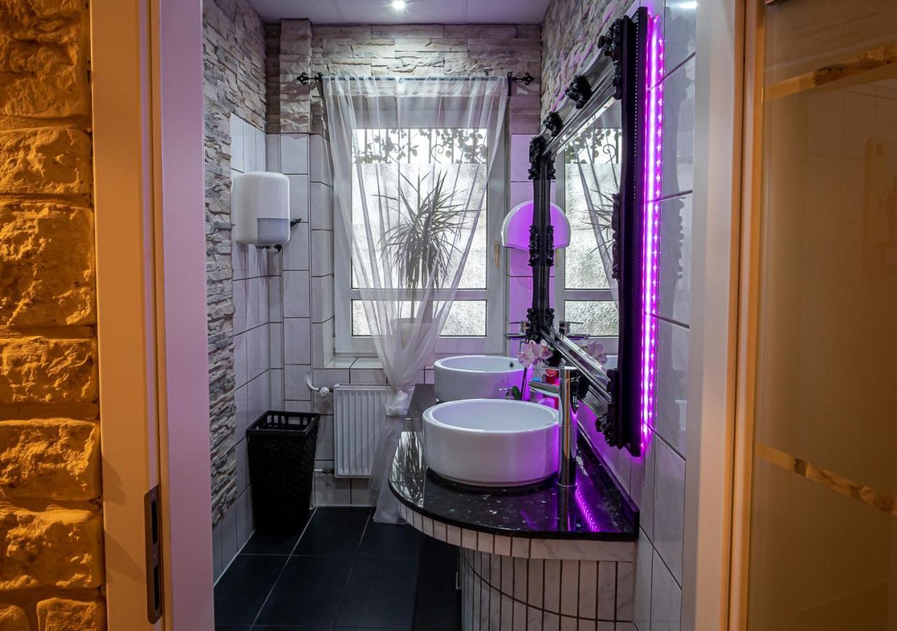 Hotel Bouzid - Laatzen Екстериор снимка