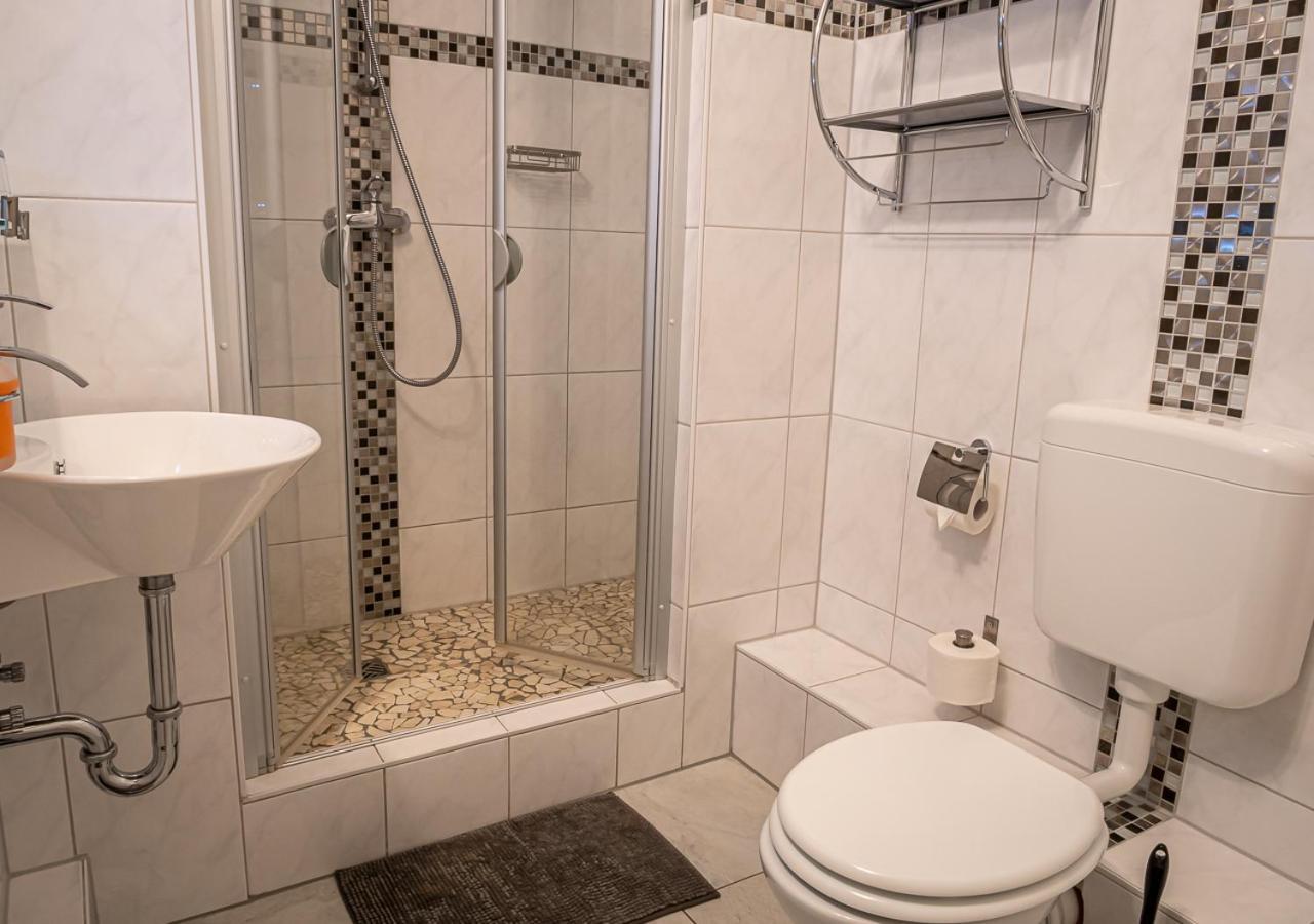 Hotel Bouzid - Laatzen Екстериор снимка